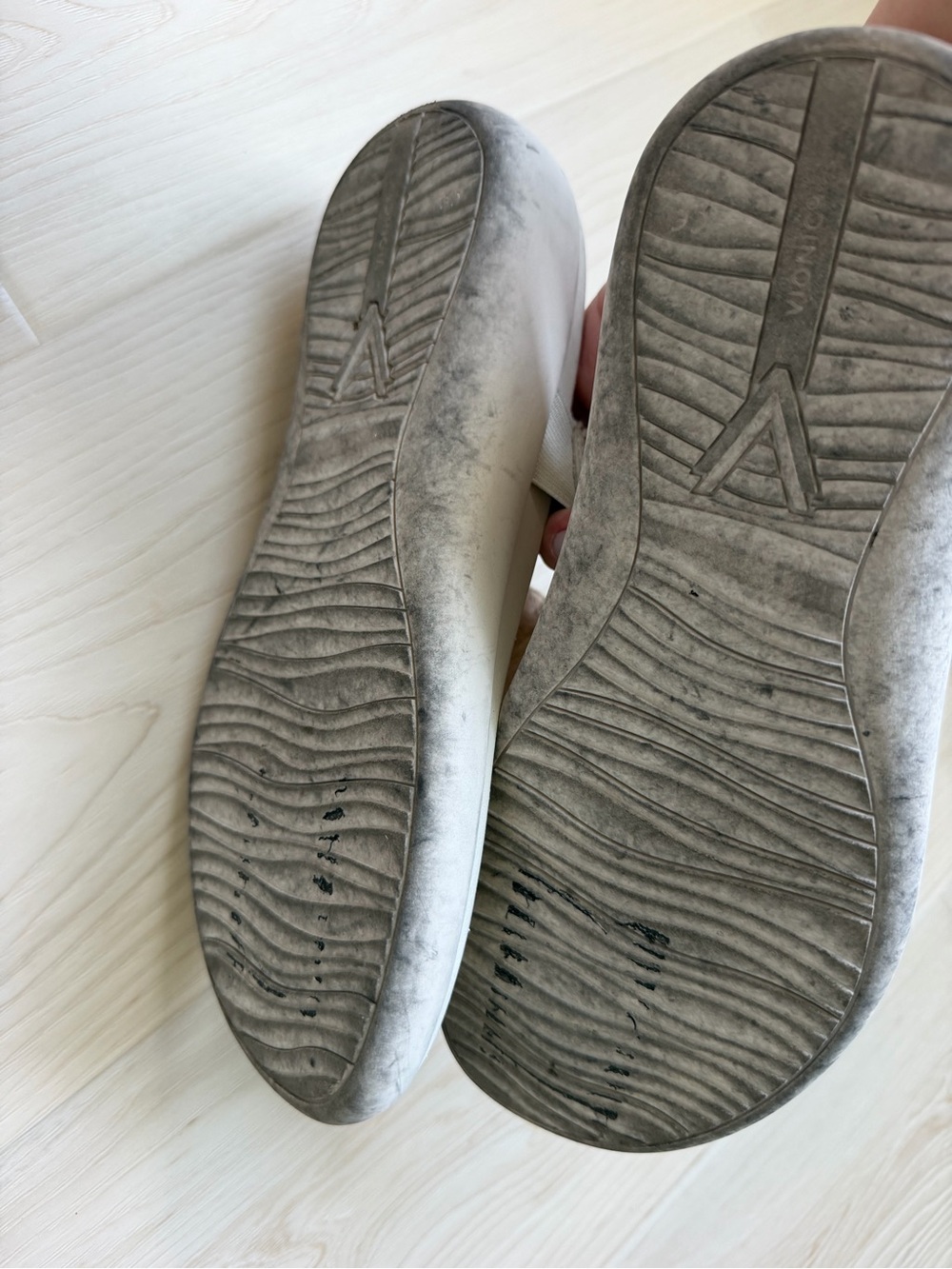 Vionic Activate Rx Platform sandal, size 7 - Picture 4 of 4